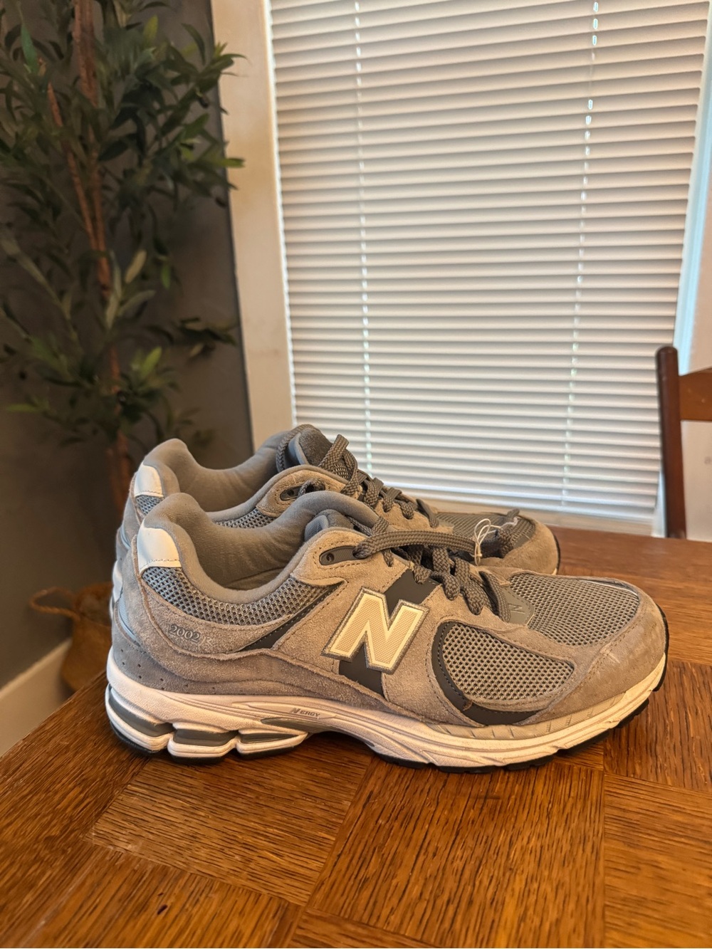 New Balance 2002R shoes - men’s 10